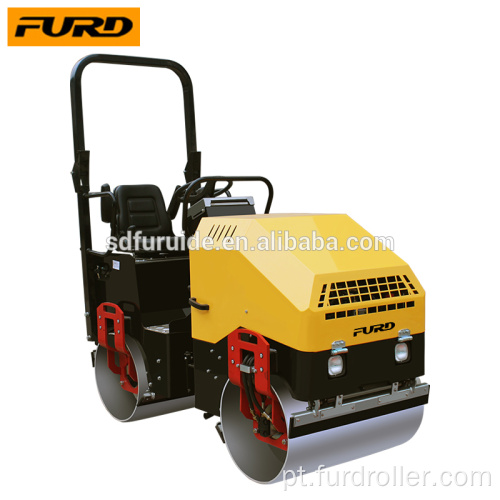 Rolo compactador vibratório com capacidade de 2 toneladas com motor diesel Rolo compactador vibratório com capacidade de 2 toneladas com motor diesel FYL-900